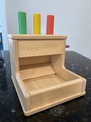 Lovevery Wooden Peg Drop Thinker Play Kit in Excellent Condition!