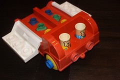 Johnson & Johnson Shape Sorter Fire Truck Pull Toy Complete Set Vintage