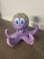 Nuby Floating Purple Octopus Toy 2010 Baby Bath Toy For Boys/Girls
