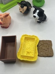 Little People Hard At Work Chicken Coop Farm Animals Dog Corn Garden Lot of 7