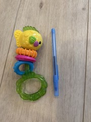 Fisher Price Ocean Wonders Fish Rattle Teether Infant Grasp Development Baby Toy