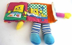 1997 Learn & Play Inc Plush Childrens Book Toy Polyester Fibers PA6664 07701 12″