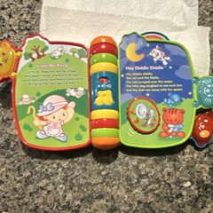 VTech Rhyme & Discover Book Interactive Nursery Rhymes Toy, Multicolor 6-36M