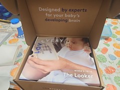 Lovevery the Looker Playkit for 0-2 Months Complete Set