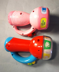 VTech 2- Spin and Learn Color Flashlights Red & Pink Lot of (2) w/Batteries EXC