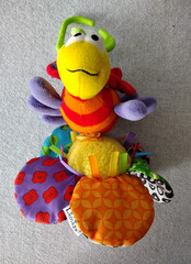 Lamaze Play & Grow Flutterbug Bug Flower Sensory Baby Stroller Clip Toy Infant