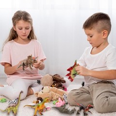 12 Piece Dinosaur Toy Collection for Kids – Engage in Fun Learning Experiences!