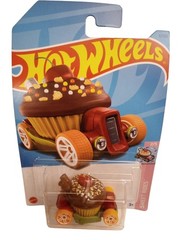 Hot Wheels Sweet Rides Cupcake Car – New