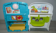 Fisher Price Laugh & Learn Kitchen Playset w/Music Lights & Accessories TESTED
