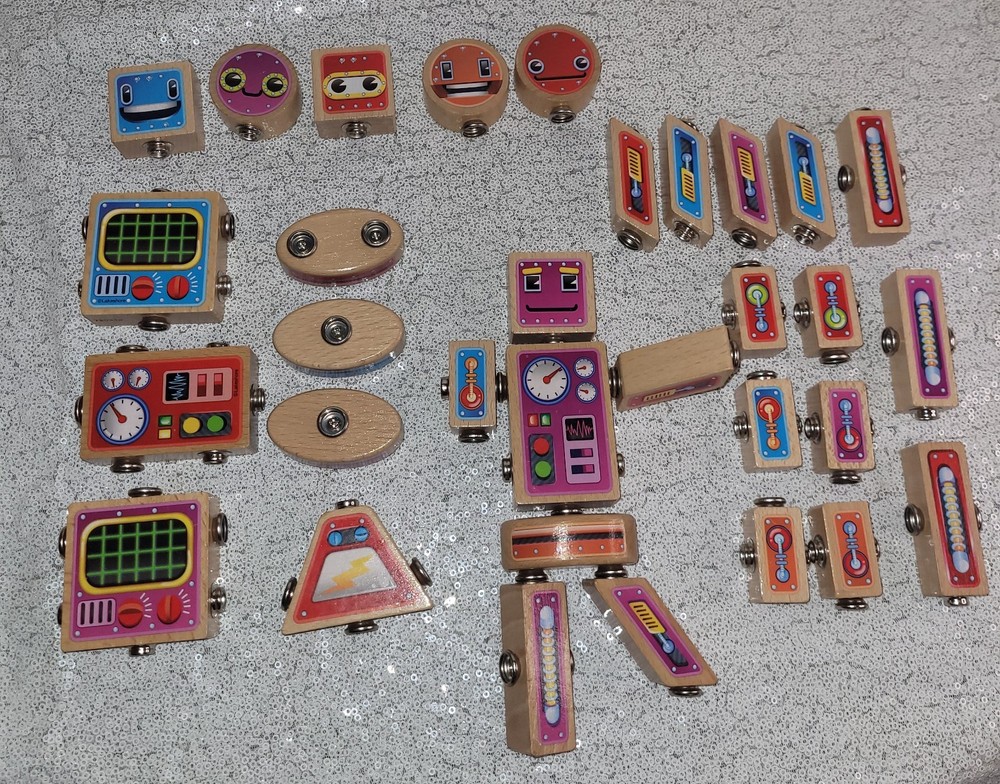 32 Pieces Lakeshore SNAP-BOTS PP838 Robot Builder Set STEM Learning Toy for Kids