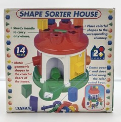 NIB Battat Shape Sorter House Toy Color and Shape Sorting 6 Keys 12 Shapes New