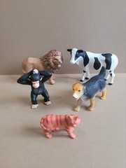 Lovevery Companion Play Kit Montessori Animal Match, Figures Only Set Of 5.