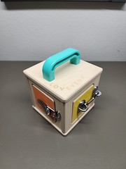 LOVEVERY Wooden Lock Box Latches “The Realist” Montessori Learning Toy 19-21 mos