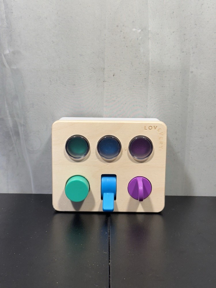 LOVEVERY Thinker Play Kit SENSORY SWITCHBOARD Toddler TOY