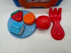 Fisher Price Laugh & Learn Learning Kitchen Lights Music & Sounds W/ Accessories