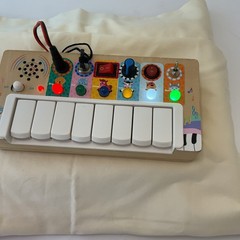 Wooden Musical Toy With Lights Usu Board With 6 LED Lights A286