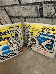 Vintage 1982 Johnson & Johnson Sleepy Bunny Vinyl Plastic Baby Book With Bunny
