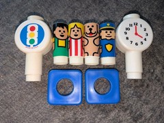 Rare Vintage 1983 Johnson & Johnson PEG PALS VILLAGE Building Block Playset