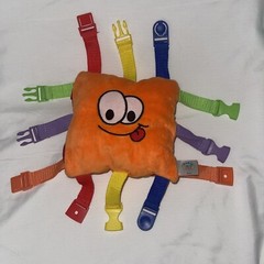 Buckle Toys BIZZY Orange Blue Purple Green Red Fleece Numbers Toy (C6)