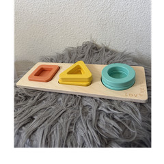 Lovevery Geo Shapes Wooden Shape Sorting Puzzle Toy, Multicolor