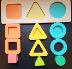Lovevery Geo Shapes Wooden Puzzle, The Realist Play Kit 19,20,21, Montessori toy