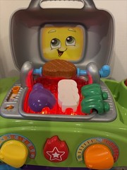 LeapFrog Smart Sizzlin’ BBQ Grill Learning Toy Interactive Kids Kitchen Grill