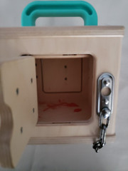 Lovevery Lock Box The Realist Wood Latch (19-21 Mo) Montessori Educational