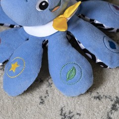 Baby Einstein Octoplush 1 Count (Pack of 1), Musical Octopus Plush 11″