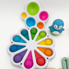 Fat Brain Toys Itzy Ritzy Sweetooth Vulli Lot of Infant Developmental Toys – All