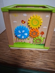 TOYVENTIVE WOODEN Sensory Cube WITHOUT BLOCKS, MUSHROOM Pattern