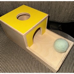 Lovevery Ball Drop Box With Felt Ball The Inspector Play Kit 7-8 Months