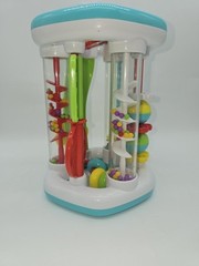 Little Learner’s HAP P KID FUN N ROLL FLOWER is an infant developmental toy