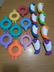 Tomy Toomies Do Re Mi Musical Dolphins Baby Bath Toy Educational Complete Vtg