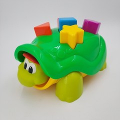 2002 Fisher Price Tappy Green Turtle Shape Press Baby Toy Surprise Pop Out Head