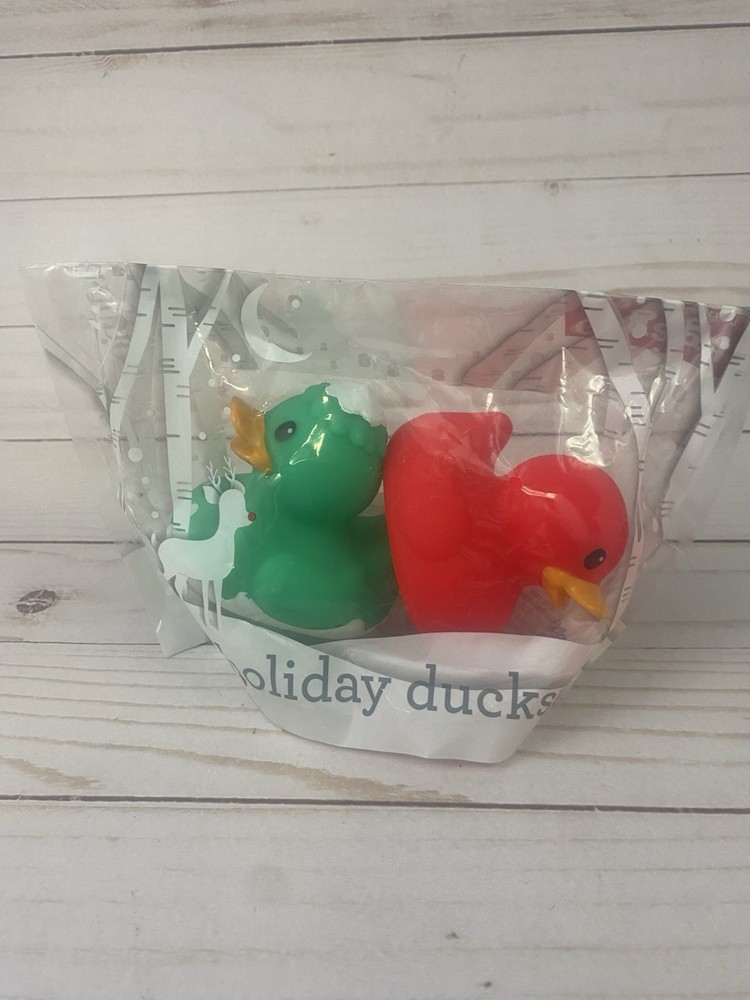 Target Holiday Rubber Ducks 2 Pack Green & Red Bathtub JEEP Christmas NIP