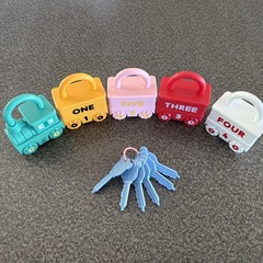 Montessori Vehicle Lock & Key Toy Set Numbers 0,1,3,4,5 Learning Toy Missing 2
