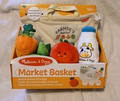 NEW Melissa & Doug Farmers Market Basket Fill & Spill 6 Months Fine Motor Skill
