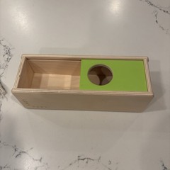 NO BALL – Lovevery Sliding Top Box The Thinker Playkit Months 11-12 Montessori