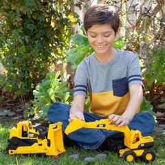 Cat Construction Fleet 10″ Excavator Toy – Durable, Realistic Fun for Kids 2+