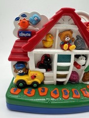 Chicco Interactive Bilingual English Spanish Music Lights Farm Animal SoundsToy