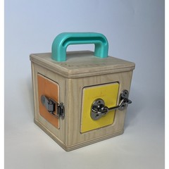 LOVEVERY Wooden Lock Box Latches “The Realist” Montessori Learning Toy 19-21 mos