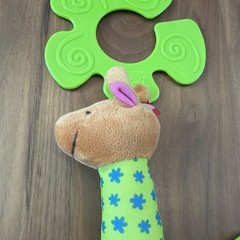 Melissa & Doug Ks Kids Funky Giraffe Stroller Toy Crinkle Teether Textures EUC ✨