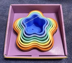 Gigglescape, silicone cup stackers / Nesters for babies. Ages 6 Months +