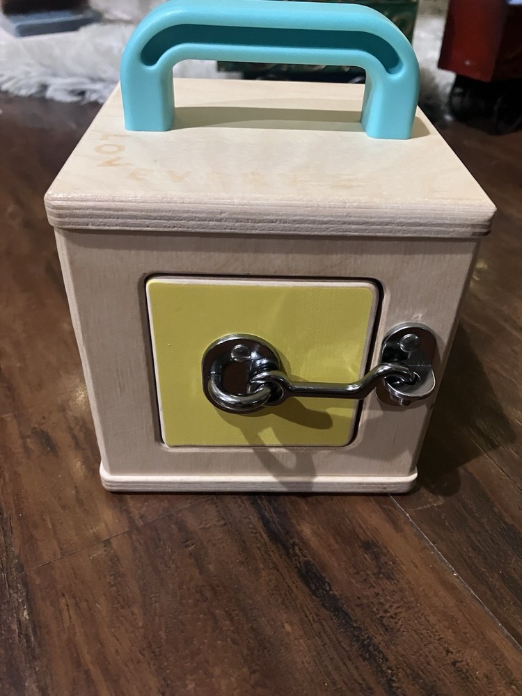 LOVEVERY Wooden Lock Box Latches The Realist Box Montessori Learning Toy