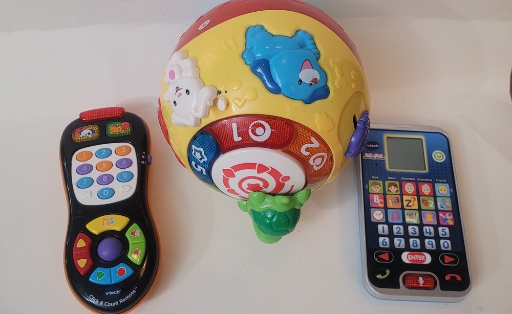 vTech Toys Lot Wiggle & Crawl, Click & Count, Call & Chat