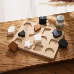 Silicone Stacking Toys: Puzzle Board Shape Sorter Sensory Set for Babies.