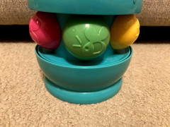 VINTAGE DISNEY WINNIE THE POOH SPINNING HONEY POT POP UP BABY TOY MATTEL (WORKS)