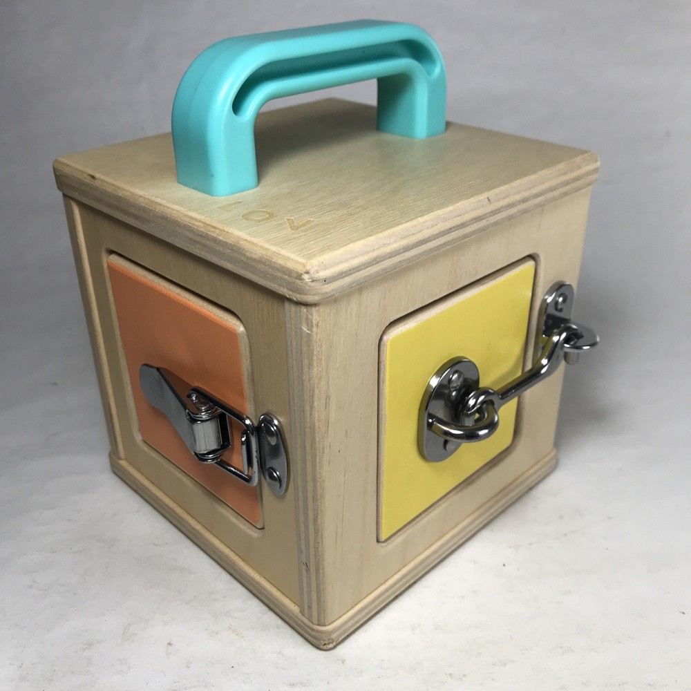 Lovevery Wooden Lock Box Latches The Realist 19-21 Months Montessori Toy Puzzle