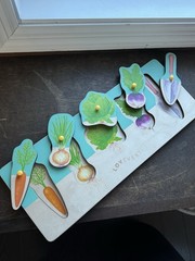Lovevery Community Garden Vegetable Puzzle Adventurer Kit for 16-18 Months