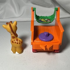 Fisher-Price Little People Giraffe & Safari Cart Wagon Toy DZM48 Developmental